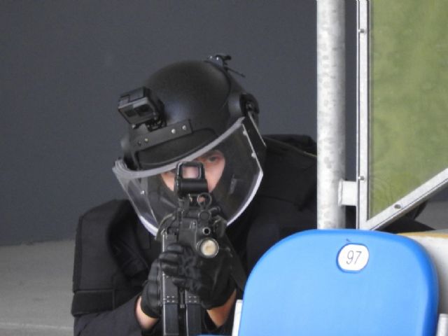 Zásah při střelbě na fotbalovém stadionu 